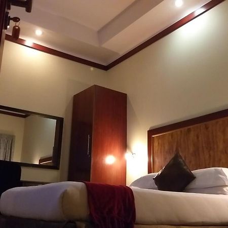 Road Stay Maseru Phòng bức ảnh